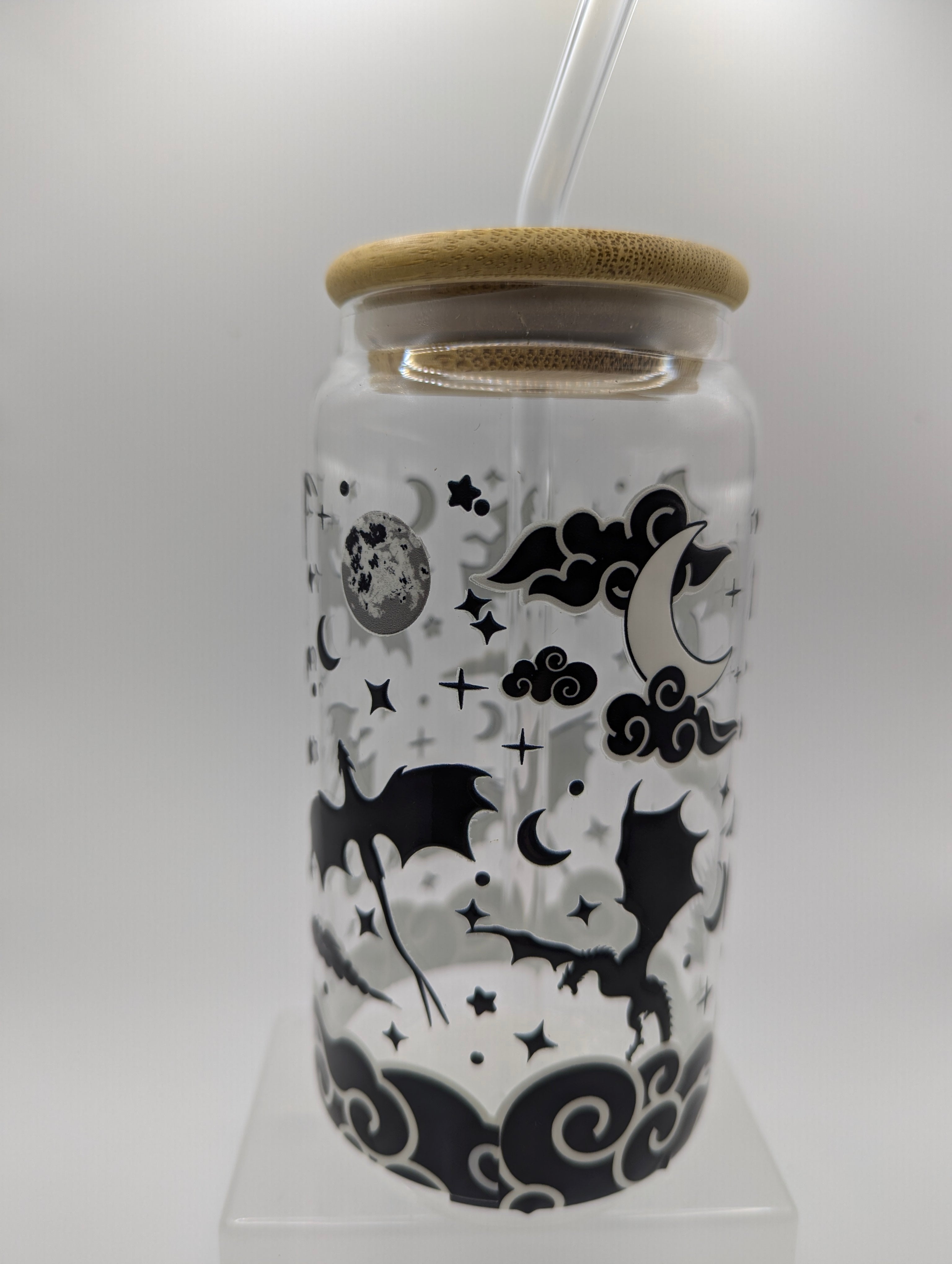 Dragon Skyline Glass Drinks Tumbler -  Fantasy Book Themed Glass Cup