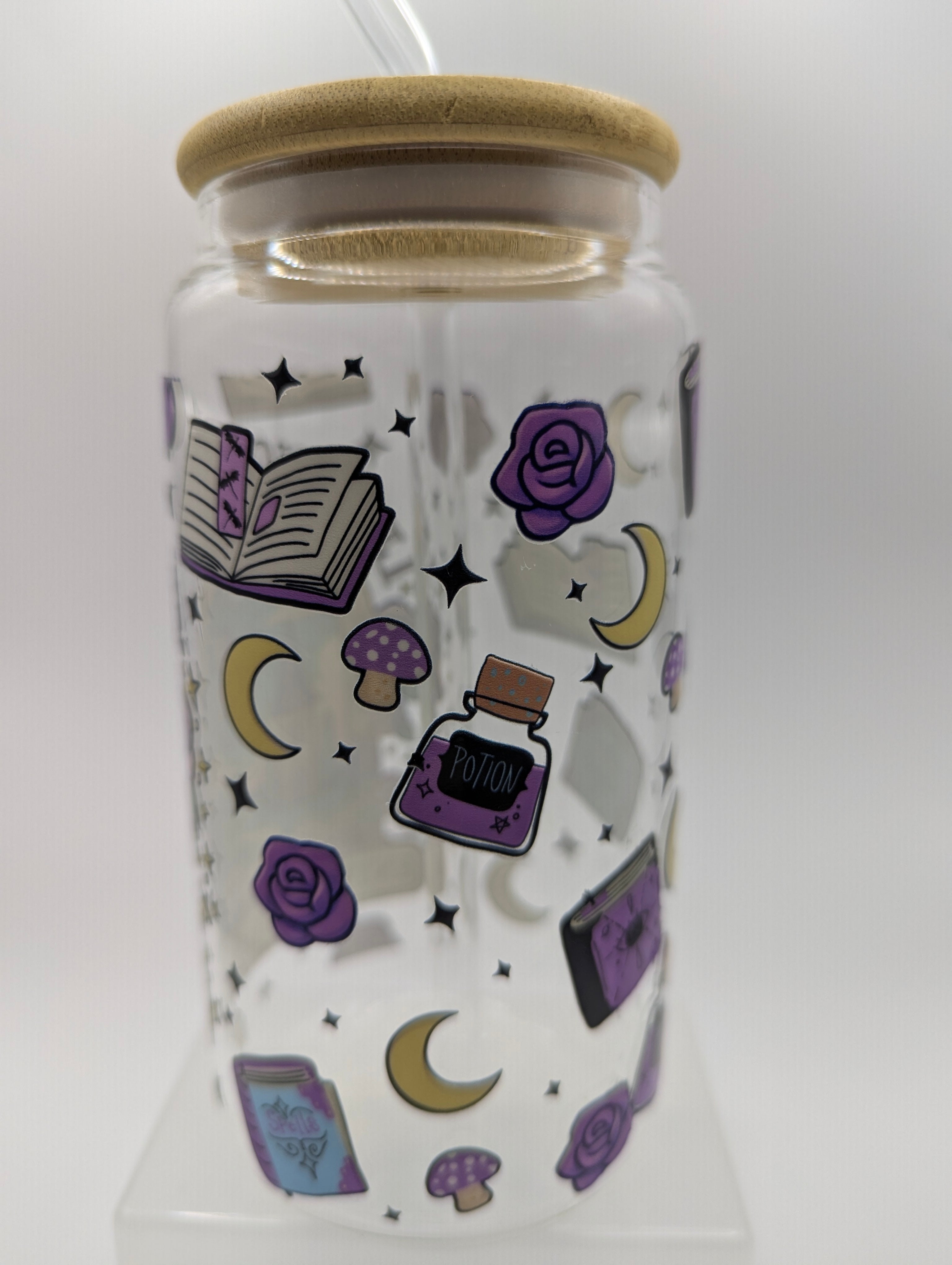 Leaving Reality Glass Drinks Tumbler - Bookish Fantasy Themed Glass Cup