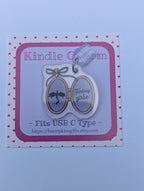 Fantasy Girlie Locket Kindle Charm for USB-C Port - Decorate your E-Readers or Phone